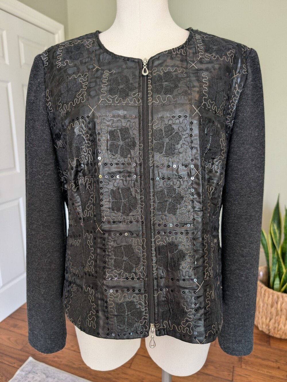 Joseph Ribkoff Black Sequin Patchwork Zip Jacket Women’s Size 16 Made in Canada
